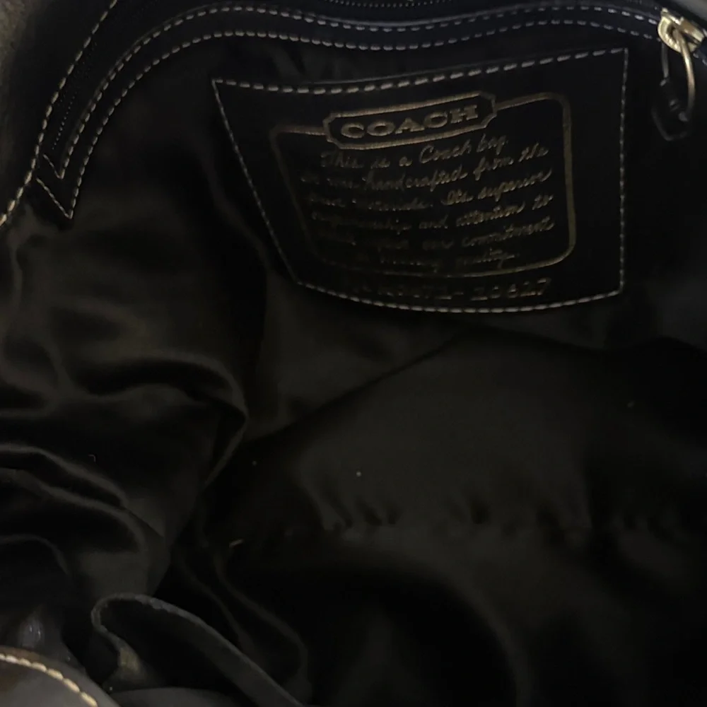 Coach Signature Canvas Shoulder Bag Black Gray Hobo Tote Purse vintage - Picture 2 of 7